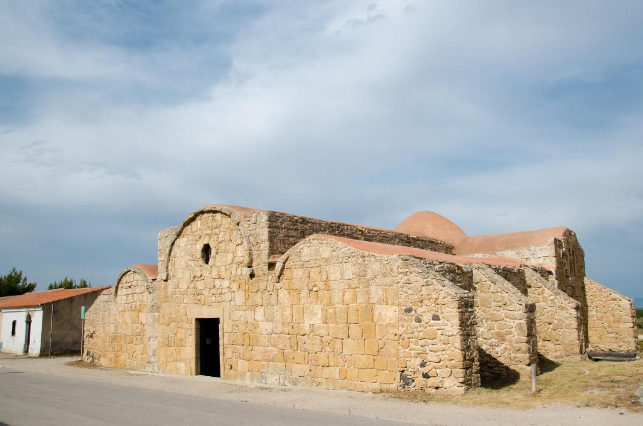 Cabras, Vacanze A Due Passi Dal Mare Exterior photo